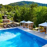Arzum Bungalovs Hotel *