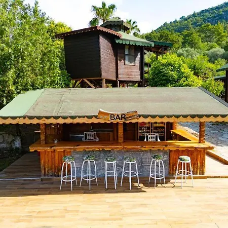 Arzum Bungalovs * Kumluca