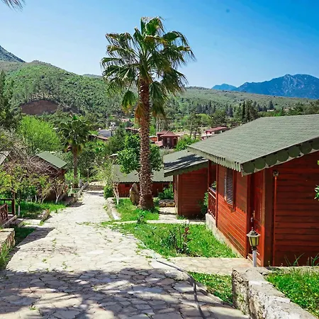 Otel Arzum Bungalovs