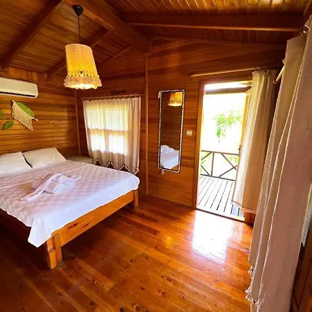 Otel Arzum Bungalovs