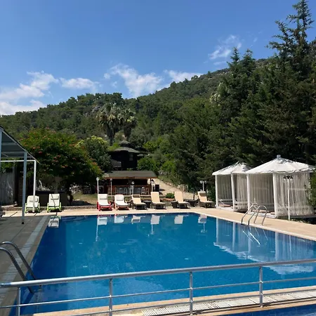 Arzum Bungalovs * Kumluca