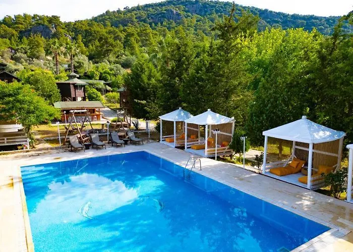 Arzum Bungalovs Hotel *