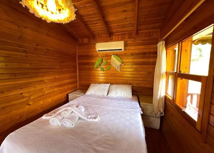 Hotel Arzum Bungalovs